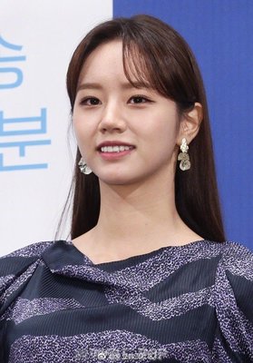 [星闻]李惠利今日出席tvN水木剧《清日电子李小姐》制作发布会